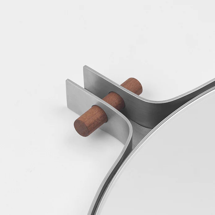 Настенное зеркало Dowel Mirror, Kristina Dam Studio