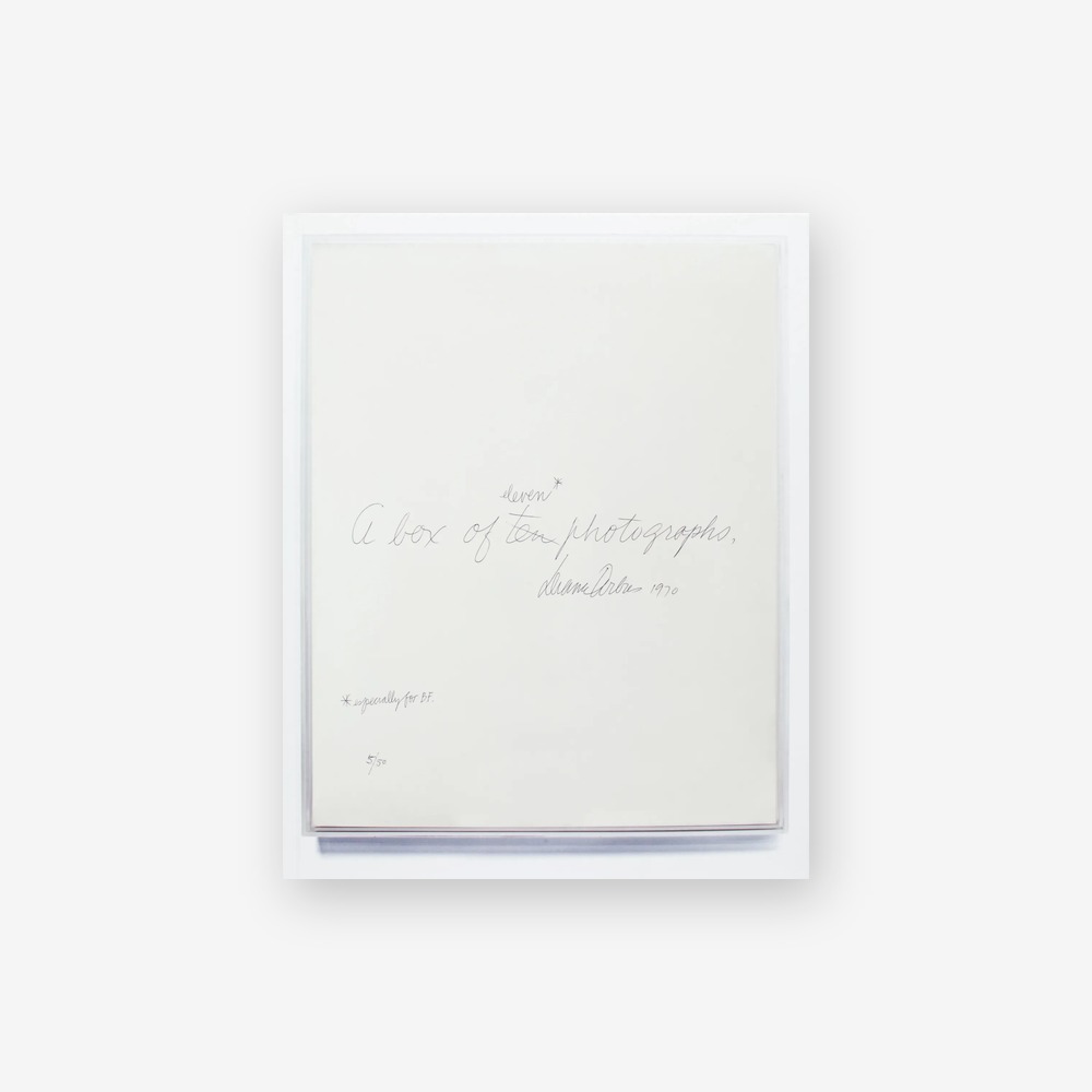 Книга Diane Arbus: a Box of Ten Photographs Aperture