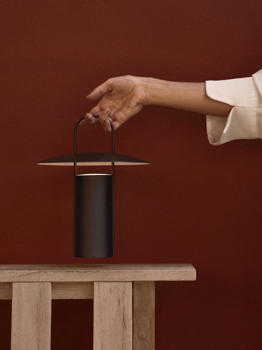 Портативная настольная лампа Ray Table Lamp, Portable, Audo Copenhagen (ex. Menu)