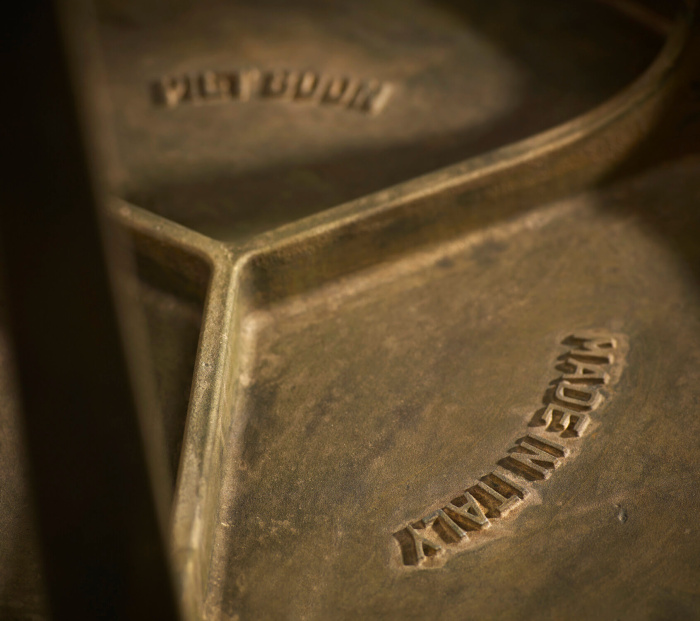 Журнальный столик Hero Side Table, Pietboon