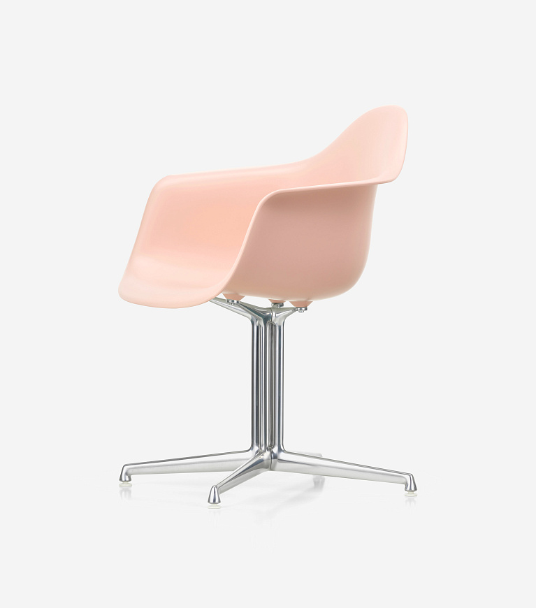 Кресло Eames Plastic Armchair RE DAL, Vitra