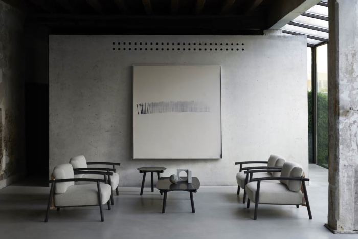 Журнальный столик Kasumi Low Table, 