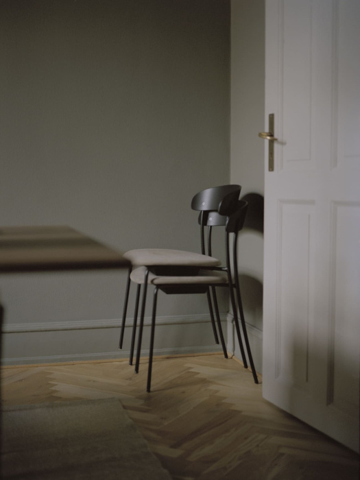 Стул Missing Chair, New Works