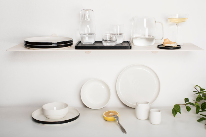 Набор из 4-х тарелок Plate Low Black Glazed Passe-Partout by Vincent Van Duysen, Serax