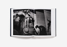 Книга Presence: The Photography Collection of Judy Glickman Lauder, Aperture