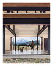 Книга Artists' Homes, Images Publishing