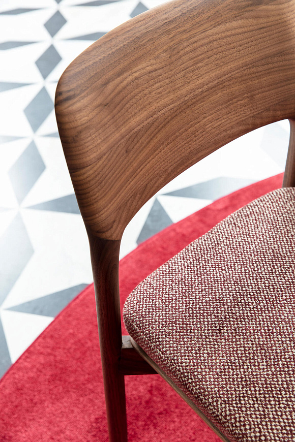 Стул Emma, Porada