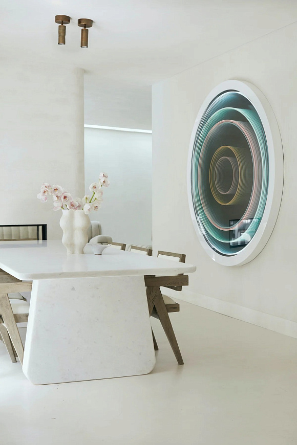 Книга Designer's Next: 22 Architects & Interior Designers Defining Tomorrow, Beta-Plus Publishing