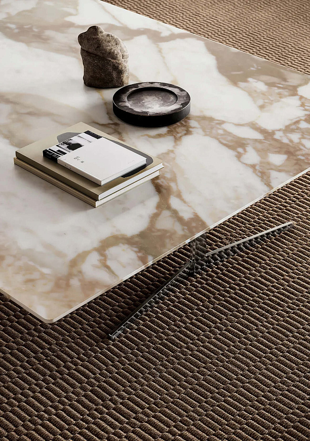 Журнальный столик Fly, Flexform