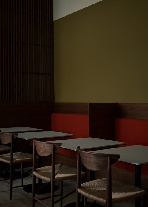 Стул Drawn HM3, And Tradition (&Tradition)