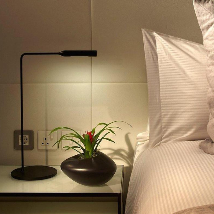 Настольная лампа Flo Bedside, Lumina