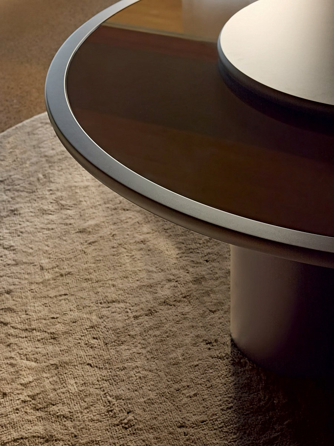 Обеденный стол Bol 2326, Zanotta