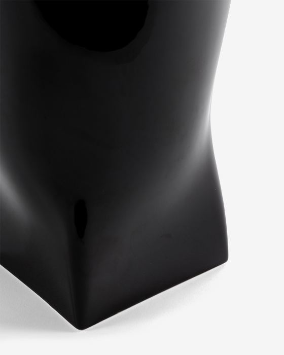 Ваза Vase 02 Black Josephine, Serax
