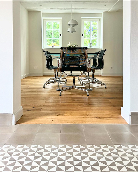 Стулья Aluminium Chairs EA 101/103/104, Vitra