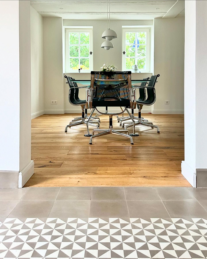 Стулья Aluminium Chairs EA 101/103/104, Vitra