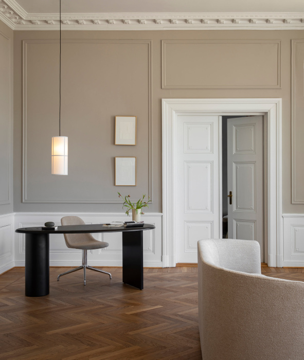 Стол The Eclipse Desk, Audo Copenhagen (ex. Menu)