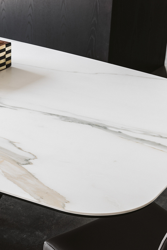 Обеденный стол Gordon, Cattelan Italia