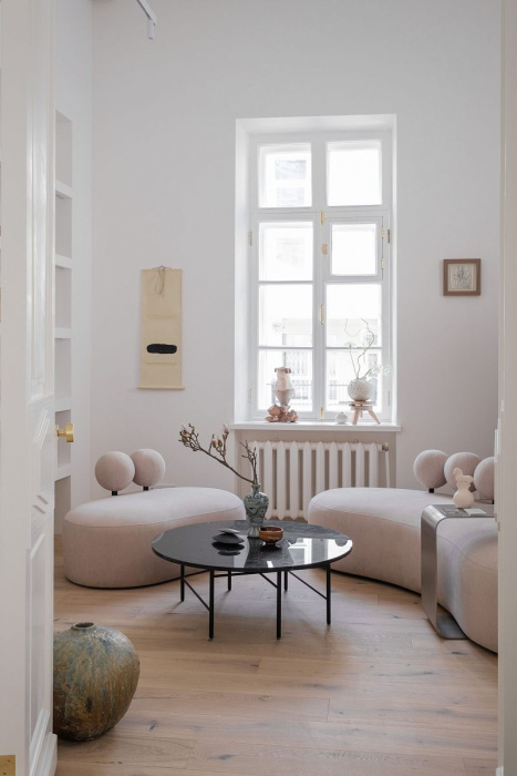 Диван 34° — 136° AGO, ARCHIPÉLAGO