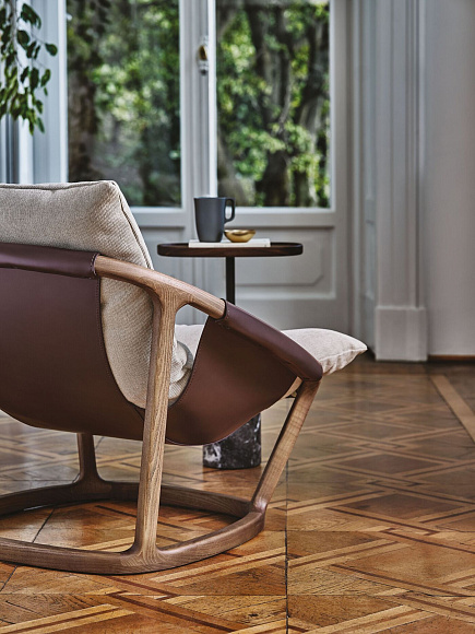 Кресло Amarantha, Porada