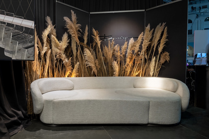 Диван Poudre Sofa, MODÉNATURE
