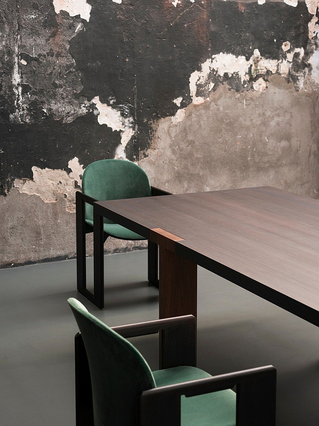Стол T–Table, Tacchini