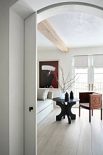Книга The Feminine Touch: 33 Interior Designers Defining Tomorrow, Beta-Plus Publishing