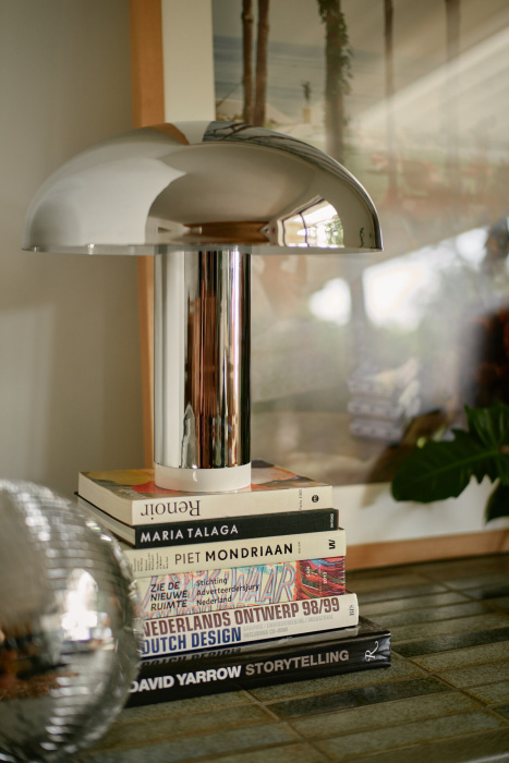 Настольный светильник Lounge table lamp – Chrome, HKliving
