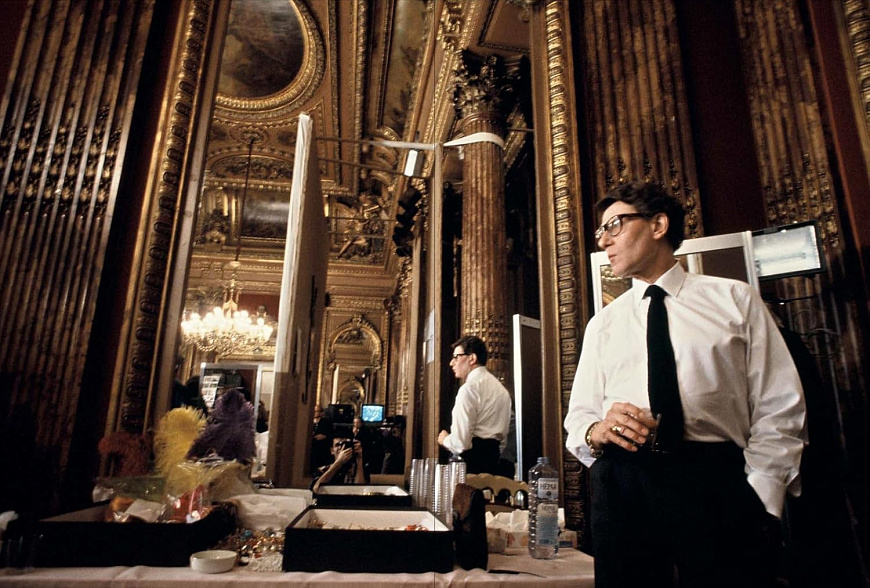 Книга Yves Saint Laurent: Inside Out, 