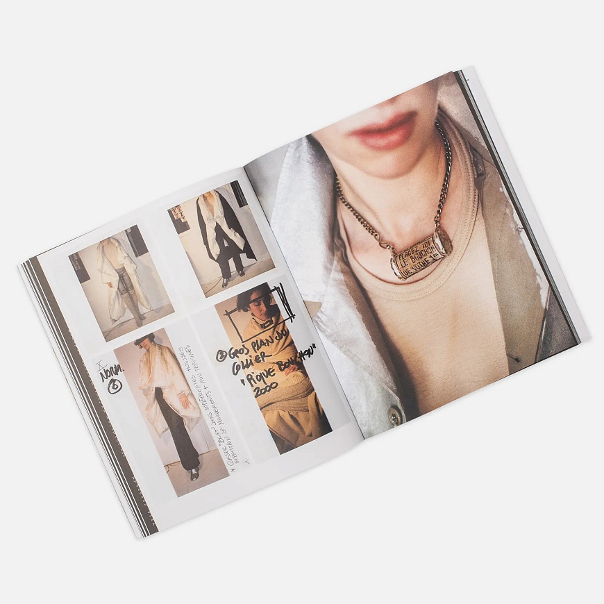 Книга Martin Margiela: The Women's Collections 1989-2009, Rizzoli International Publications Inc.