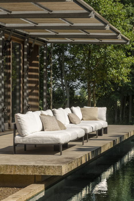 Уличная трёхместная скамья с подушками Bench Three Seater Incl Cushion Outdoor, Serax