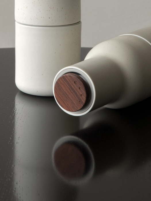 Две мельницы для специй Bottle Grinder, Ceramic, Audo Copenhagen (ex. Menu)