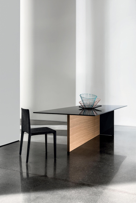 Стол Regolo, Sovet Italia