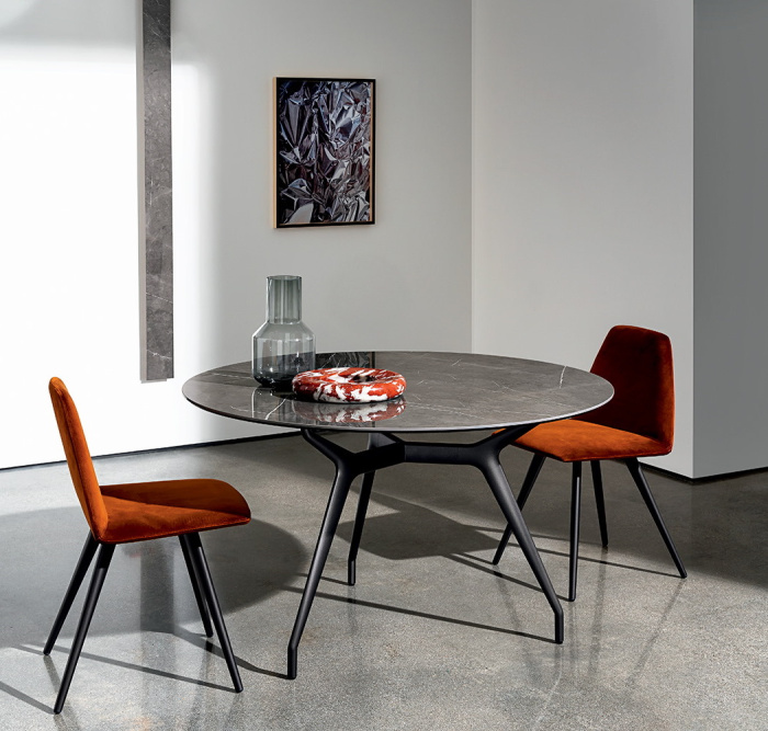 Стол Arkos round, Sovet Italia