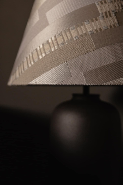 Настольная лампа Torso Table Lamp, 37, Limited, Audo Copenhagen (ex. Menu)