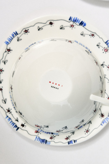 Набор из 2-х чайных пар Tea Cup + Saucer Anemone Milk Midnight Flowers by Marni, Serax