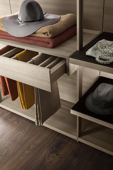 Гардеробная система Hangar, Lema