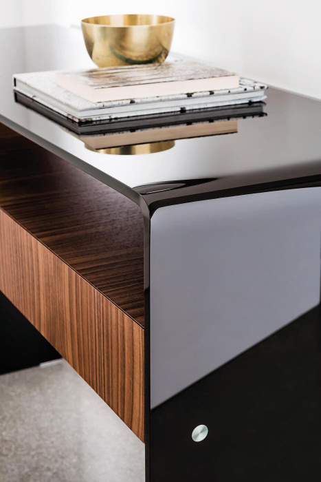 Стол Bridge Order, Sovet Italia