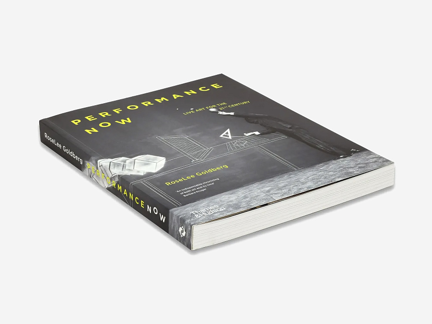 Книга Performance Now, Thames & Hudson