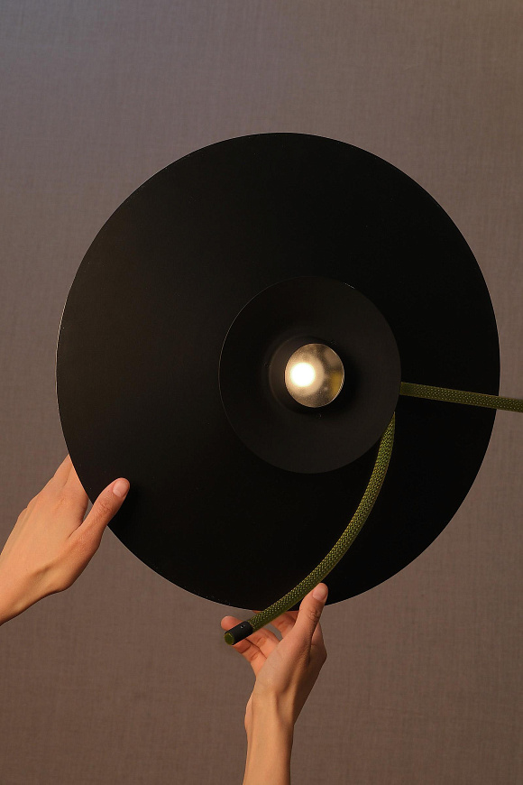 Напольный светильник Ms. Bowjangles Tall, Ingo Maurer