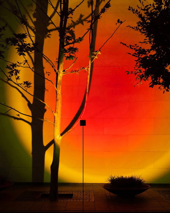 Уличный напольный светильник с поворотным механизмом Giga Outdoor, Halo Edition