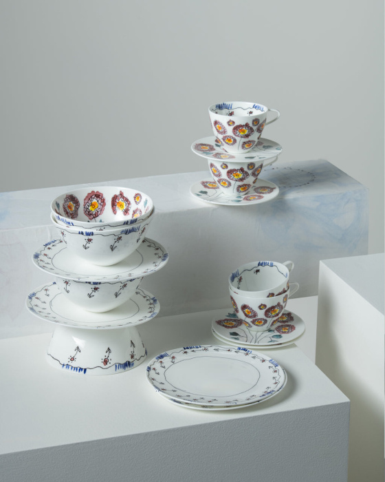 Набор посуды на 4 персоны Breakfast Set 12 Pieces Anemone Midnight Flowers, Serax