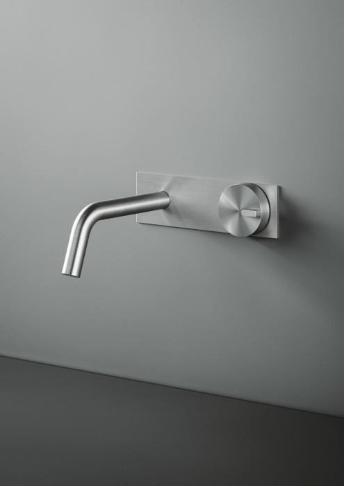 Смеситель из стены Q 18 10 R / 18 11 R, Quadro Design