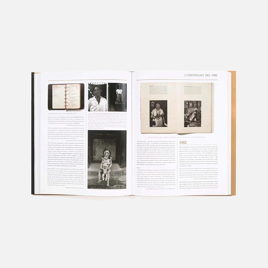 Книга Diane Arbus Revelations, Aperture