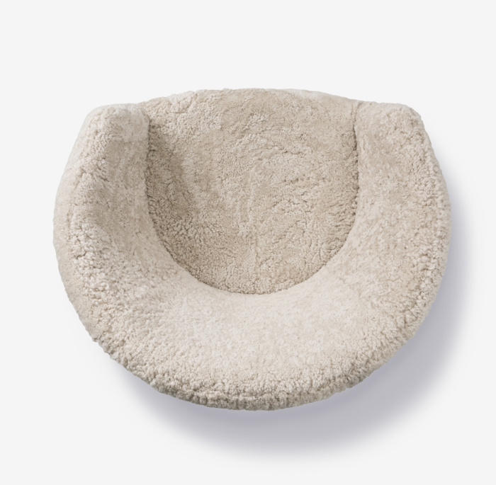 Кресло Ditzel Lounge Chair Wood base, Sheepskin, Fredericia
