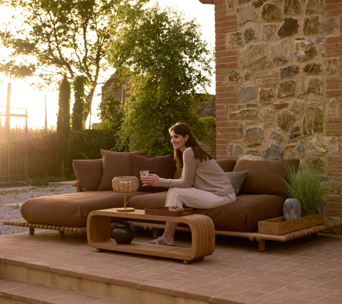 Угловой уличный диван Sticks Platform chaise lounge, Cane-Line