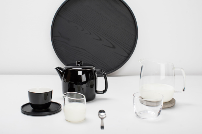 Заварочный чайник Tea Pot Black Glazed Passe-Partout by Vincent Van Duysen, Serax