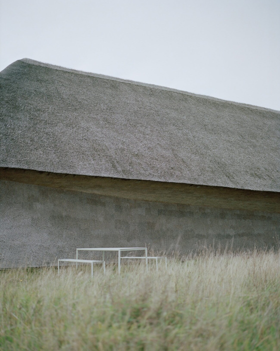Уличная скамья May Bench, New Works