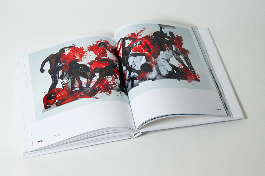 Книга Fashion Photography: The Story in 180 Pictures, Aperture