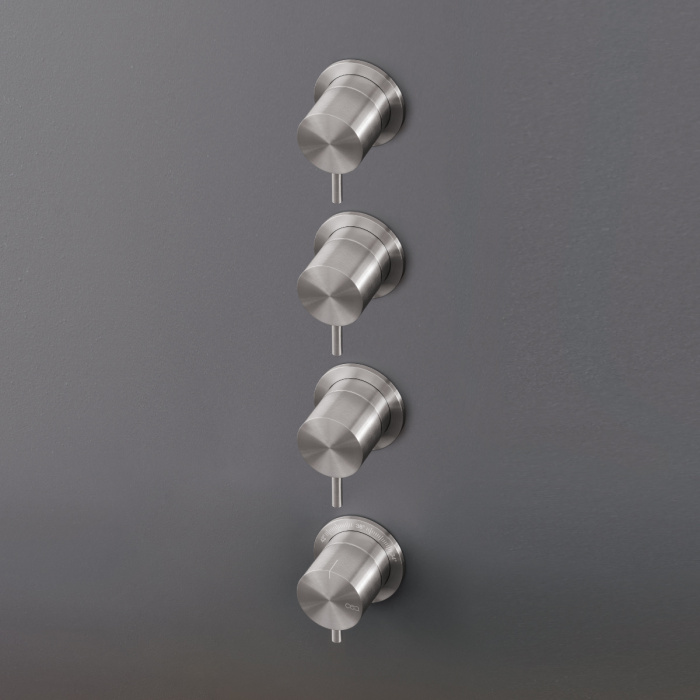 Настенный термостатический смеситель для душа с тремя запорными клапанами MIL63, Cea Design