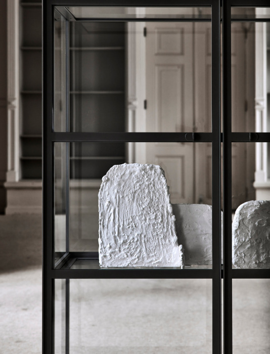 Витрина Finn Cabinet, Pietboon